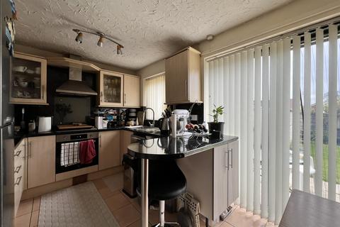 5 Pencombe Close, Manchester, M12 4TA