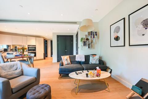 2 bedroom apartment for sale, Altissima House, Queenstown Road, London, SW11