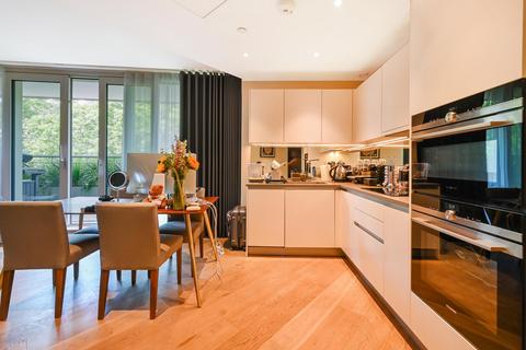 2 bedroom apartment for sale, Altissima House, Queenstown Road, London, SW11