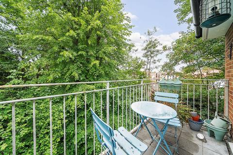 undefined, Court Bushes Road, Whyteleafe CR3
