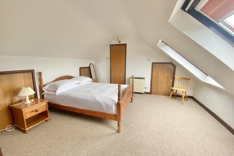 3 bedroom terraced house for sale, The Barns, Kenegie Manor, Gulval, TR20 8YN
