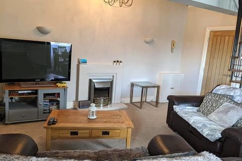 2 bedroom house to rent, Whitchurch Road, Chester,