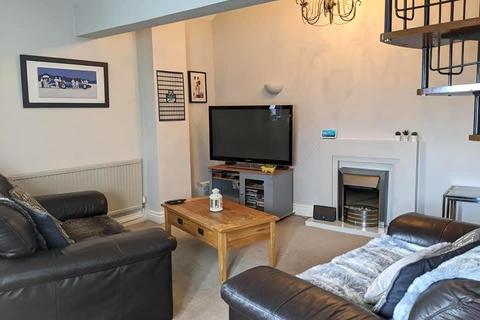 2 bedroom house to rent, Whitchurch Road, Chester,