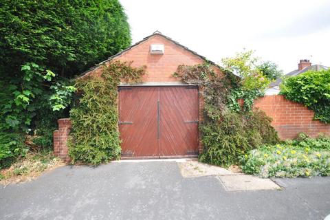 17 Brooke Street, Thorne, Doncaster, DN8 4AX