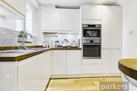 190 Blakes Avenue, Witney, OX28 3UD
