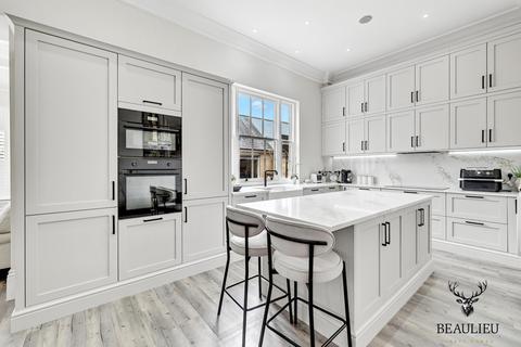 6 bedroom detached house for sale, Beaulieu Park CM1