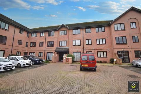 2 bedroom apartment to rent, Offer 55's Sovereign Court, Henry Street