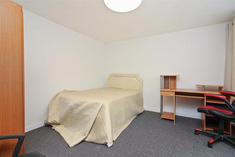 undefined, Long Meadow Way, Canterbury