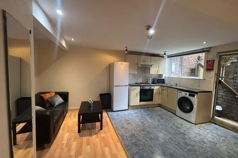 undefined, Burley Road, Leeds LS4