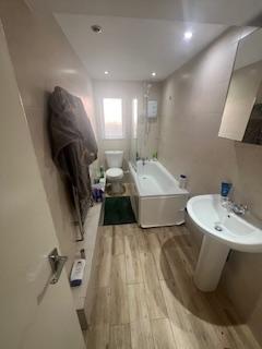 1 bedroom flat to rent, Burley Road, Leeds LS4