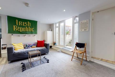 1 bedroom flat to rent, Burley Road, Leeds LS4