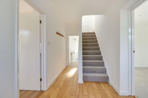 22 Rosehill, Claygate, Esher, KT10 0HL