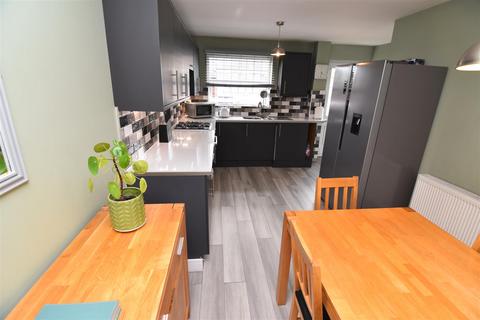 62 Asholme Close, Birmingham, B36 8TJ
