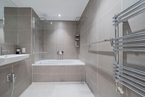 2 bedroom flat to rent, Tollgate Gardens, London NW6