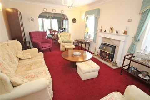 3 bedroom detached house for sale, Christchurch Bay Road, Barton on Sea, New Milton, Hampshire, BH25