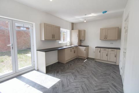 2 bedroom bungalow for sale, Southfield Terrace, Walker, Newcastle upon Tyne, Tyne and Wear, NE6 3EL