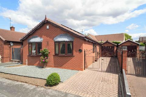 2 bedroom bungalow for sale, Church Fields Road, Rossington, DN11