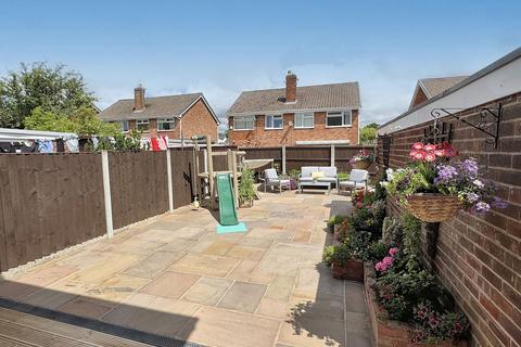3 bedroom semi-detached house for sale, Minton Way, Widnes