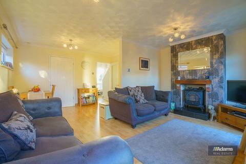 3 bedroom semi-detached house for sale, Minton Way, Widnes