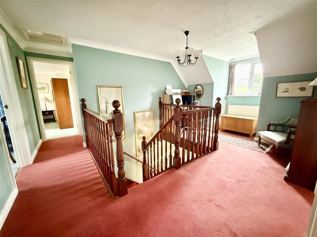 Galleried landing