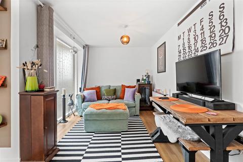 1 bedroom flat for sale, Stephenson Row, Arden Quarter, Stratford-Upon-Avon
