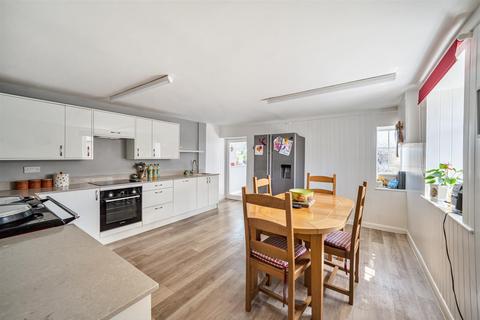 4 bedroom detached house for sale, Eastleigh, Bideford