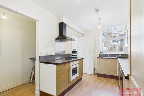 6 bedroom terraced house for sale, Alma Square, Scarborough
