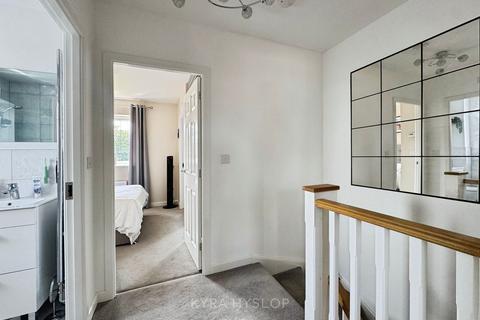 1 Farley Grove, Exeter, EX1 3YX