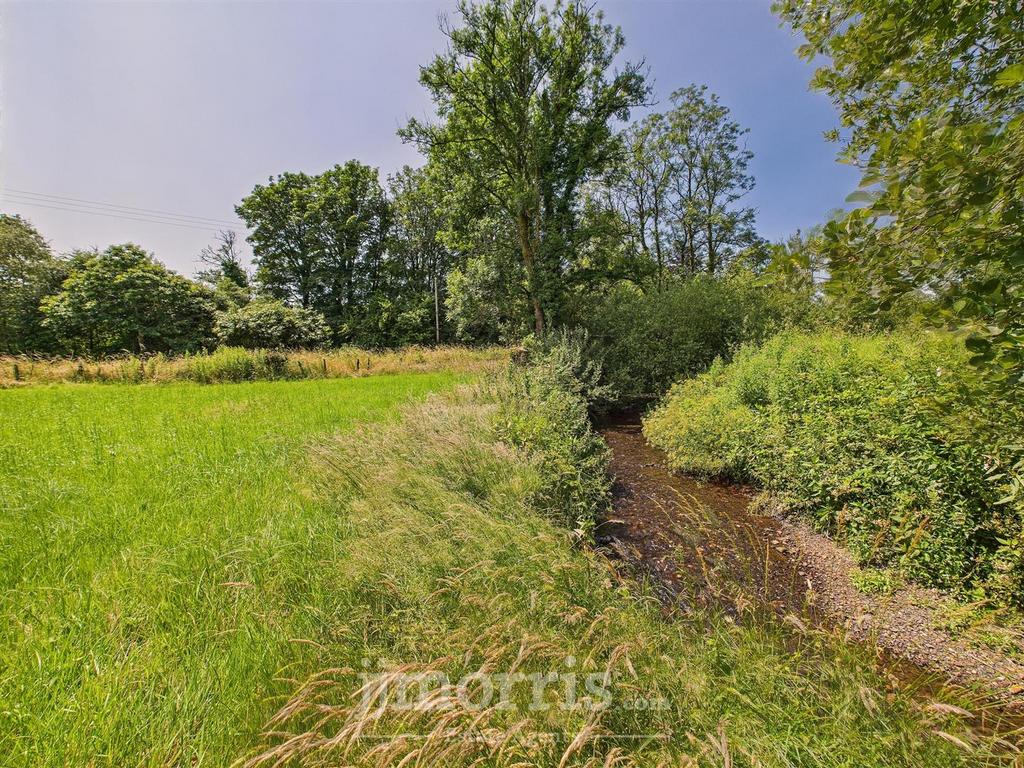 CAM02878 G0-PR0050-STILL004.jpg