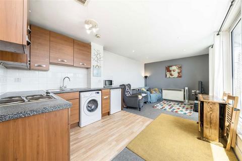 1 bedroom flat for sale, Empire Square South, London SE1