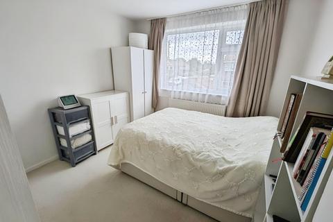 4 Painswick Drive, Yate, Bristol, BS37 4EJ