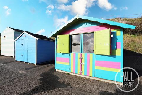 1 bedroom property for sale, Beach Hut, Pakefield, NR33