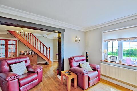West Wick Bungalow Marshes, Burnham-on-crouch, CM0 8NE