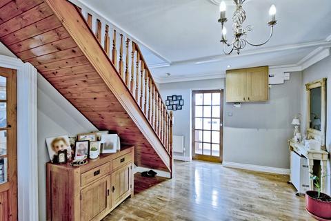 West Wick Bungalow Marshes, Burnham-on-crouch, CM0 8NE