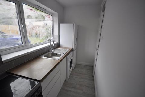 1 bedroom flat to rent, Brierley Hill Road, Brierley Hill