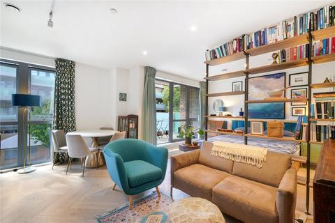 Studio for sale, Cross Lane, London, N8