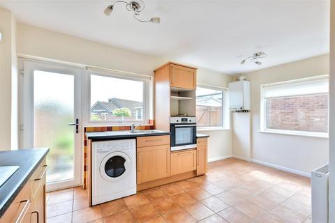 37 Appleton Road, Beeston, Nottingham, NG9 1NE