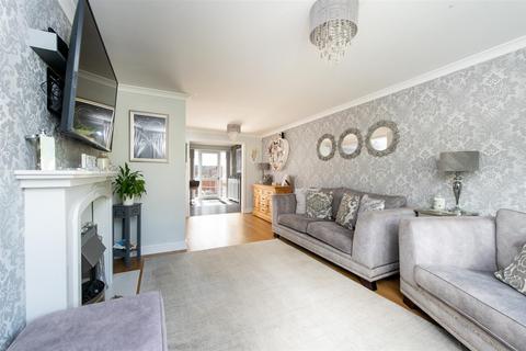 3 bedroom detached house for sale, Bittern Walk, Brierley Hill