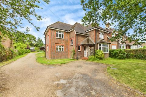 3 bedroom detached house for sale, Parsonage Road, Horsham RH12