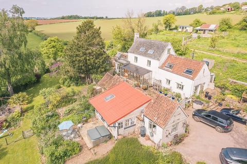 4 bedroom detached house for sale, Edge End, Coleford (4 bedroom farmhouse / 2 bedroom annexe / Views)