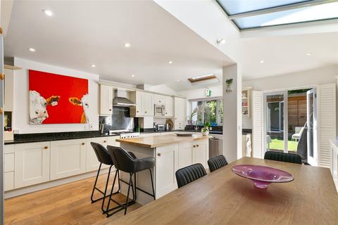 4 bedroom terraced house for sale, Laitwood Road, SW12