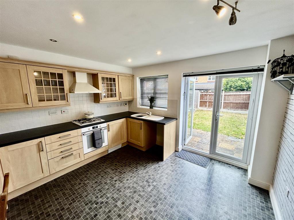 Kitchen.JPG