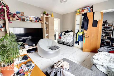 3 bedroom end of terrace house for sale, Kingsley Road, Eastfield