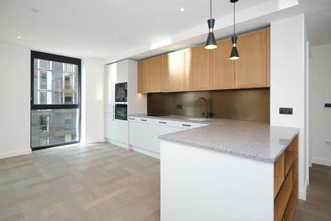 2 bedroom apartment to rent, 3 Boxwood Gardens, London E1W