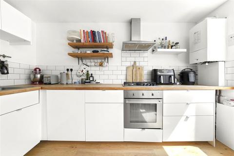 Flat, 74 Tiverton Road, London, N15 6RR