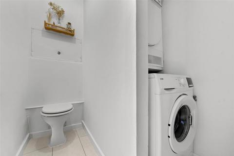 Flat, 74 Tiverton Road, London, N15 6RR