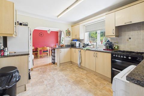 79 Collingham Gardens, Derby, DE22 4FQ