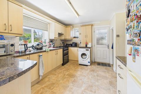 79 Collingham Gardens, Derby, DE22 4FQ