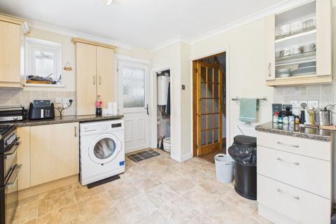 79 Collingham Gardens, Derby, DE22 4FQ