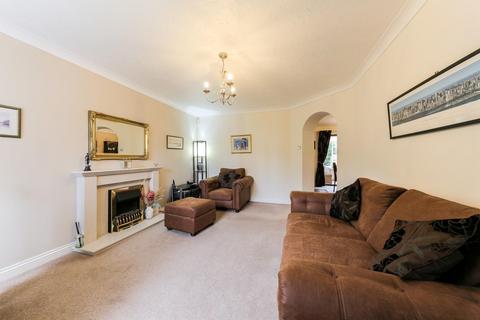 3 bedroom detached house for sale, Edgemount, Killingworth, NE12